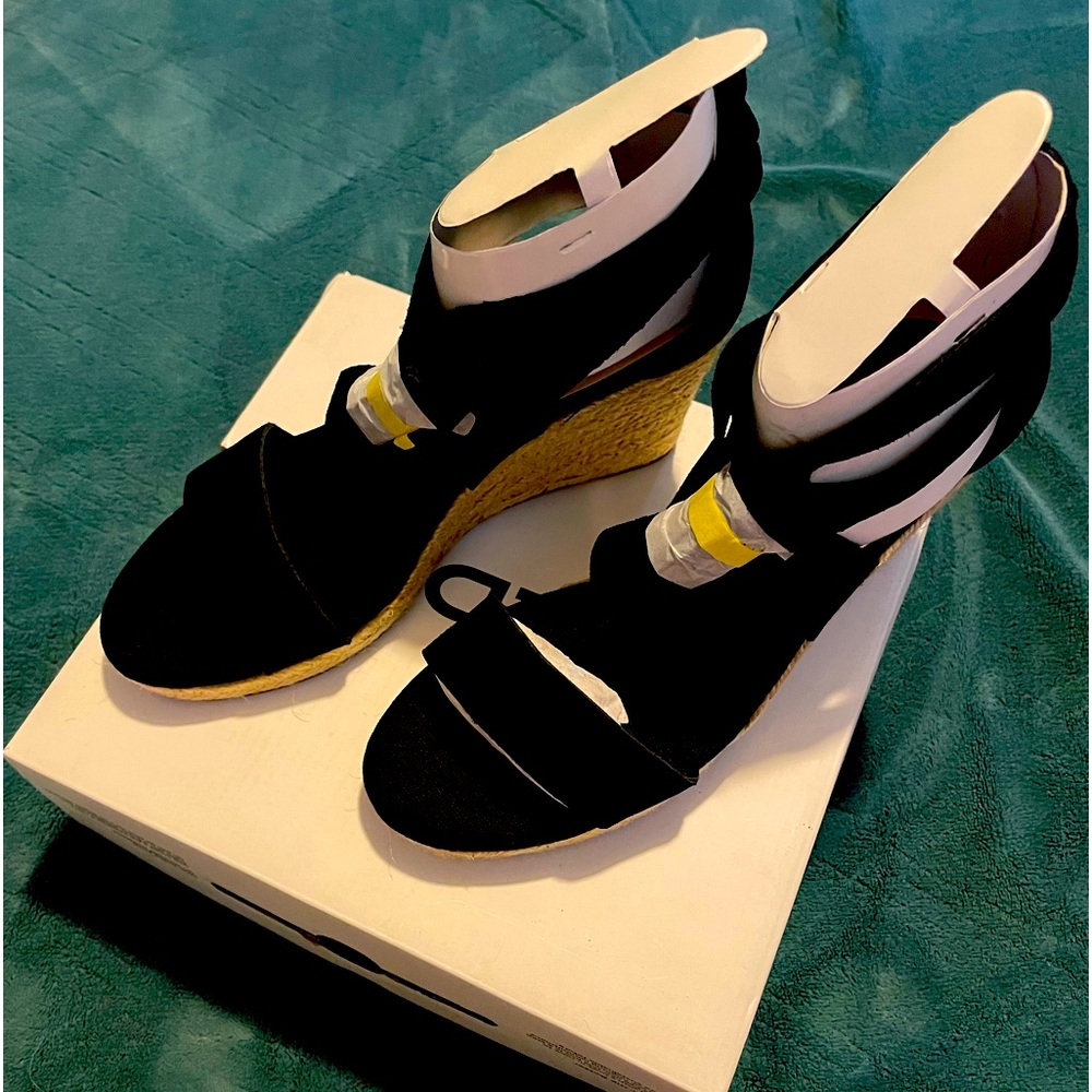 ALDO Loretta wedge. Size 8.5